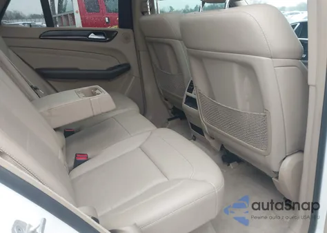 2015 Mercedes-Benz Ml 350 z USA, uszkodzony, nr VIN 4JGDA5JB7FA587856